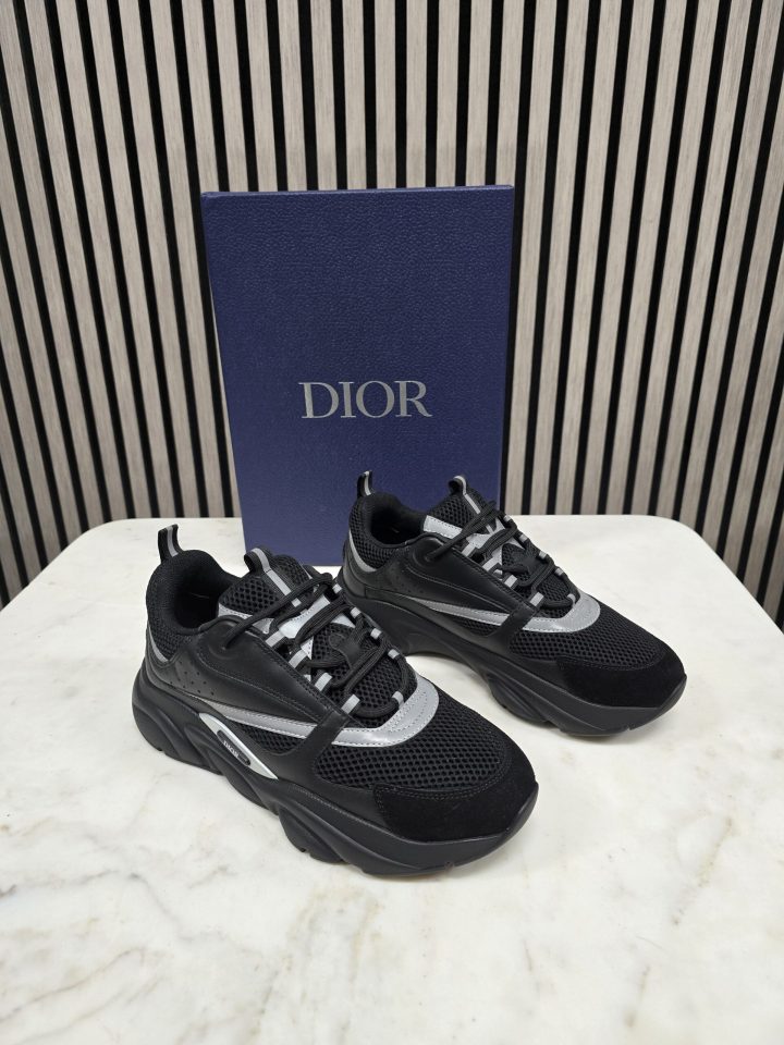 Dior b22 - black on black