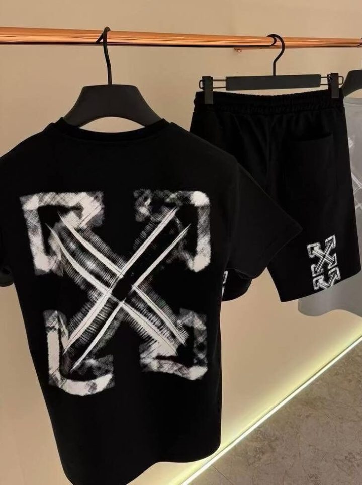 Off-White Set Black