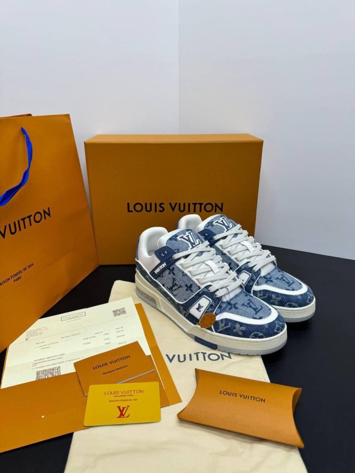 LOUIS VUITTON LV TRAINER SNEAKER - BLUE