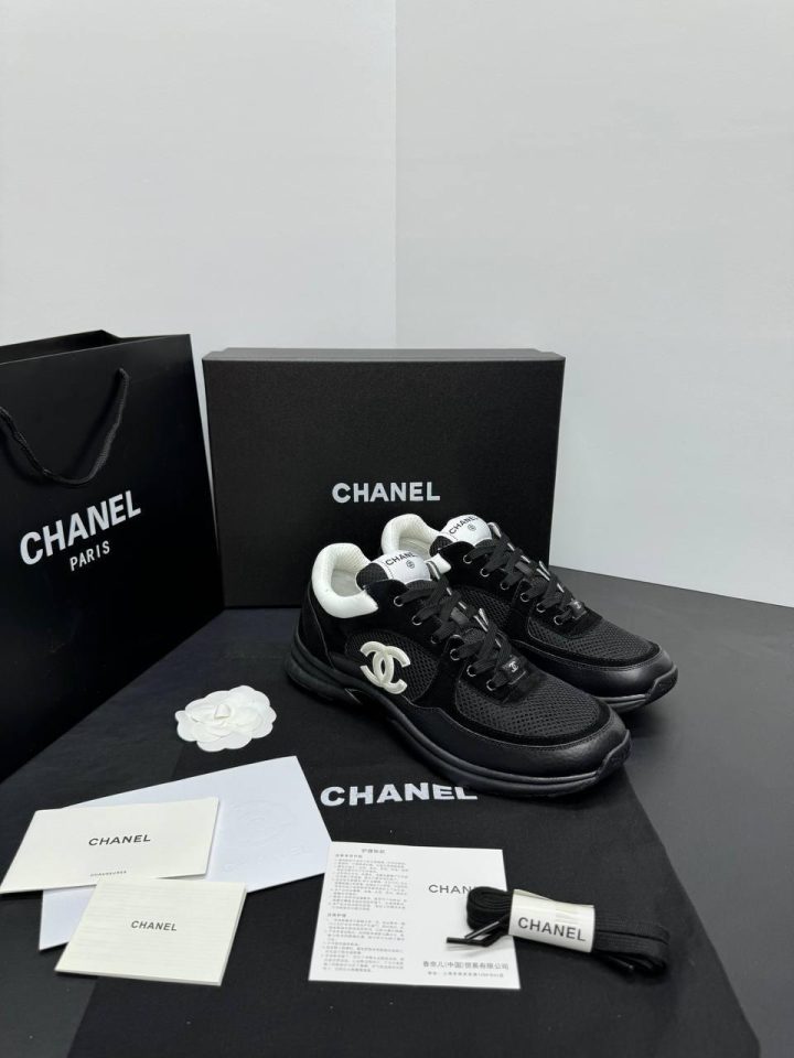 Chanel Sneakers Zwart