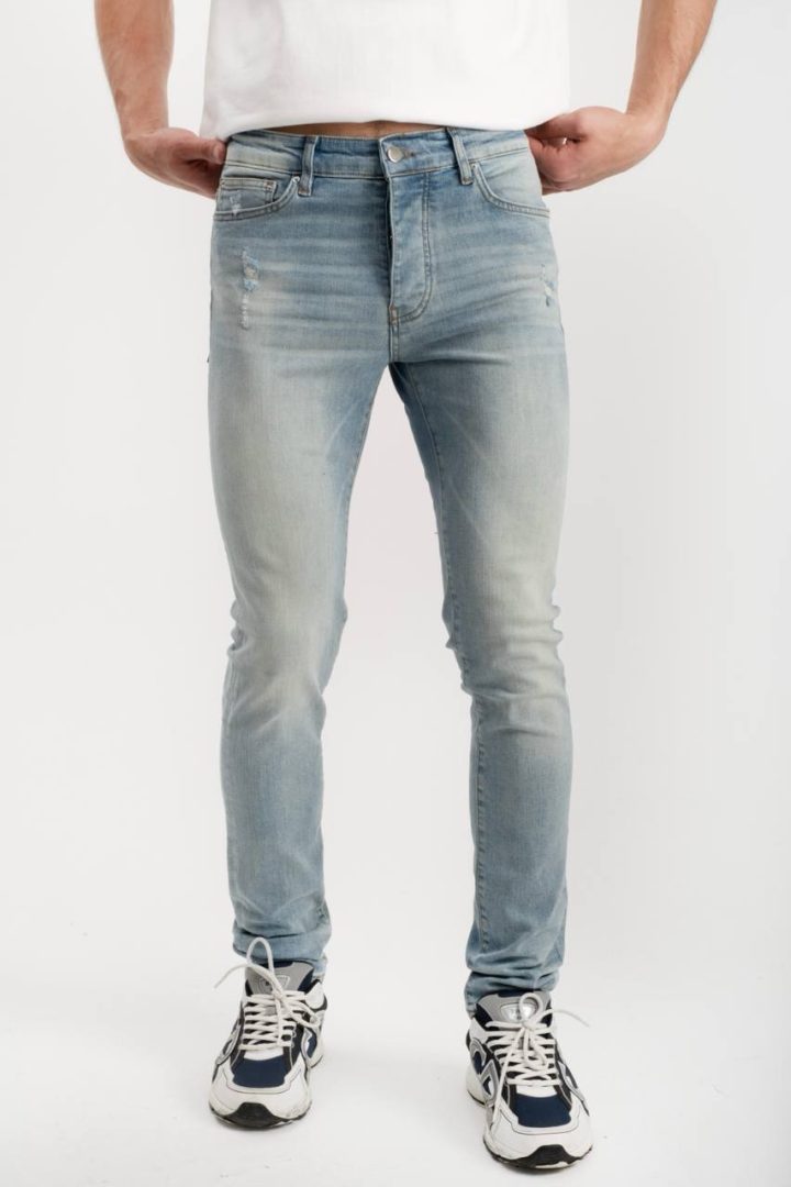 Amiri Stack Slim Fit Jeans - Licht Blauw